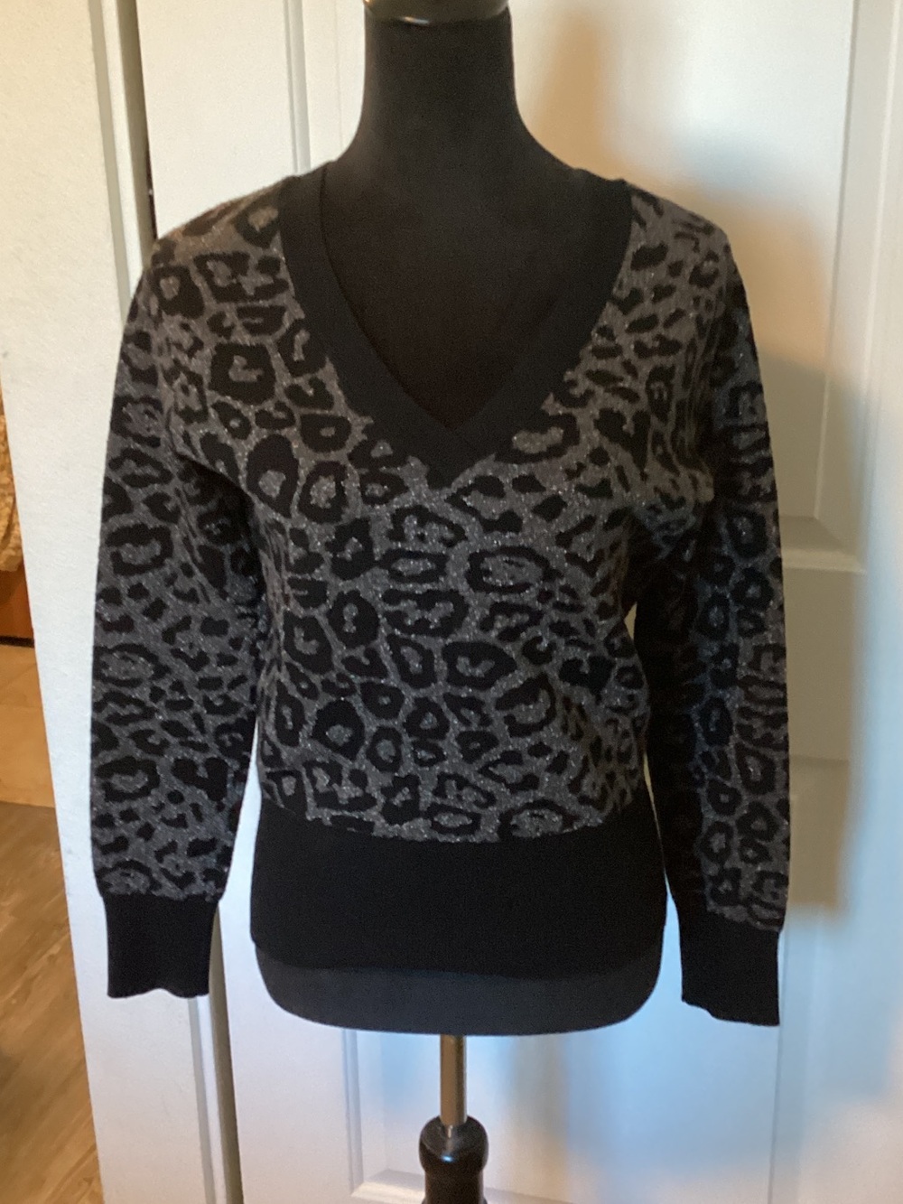 All Saints Leopard Print V-Neck Sweater - Black & Gray S